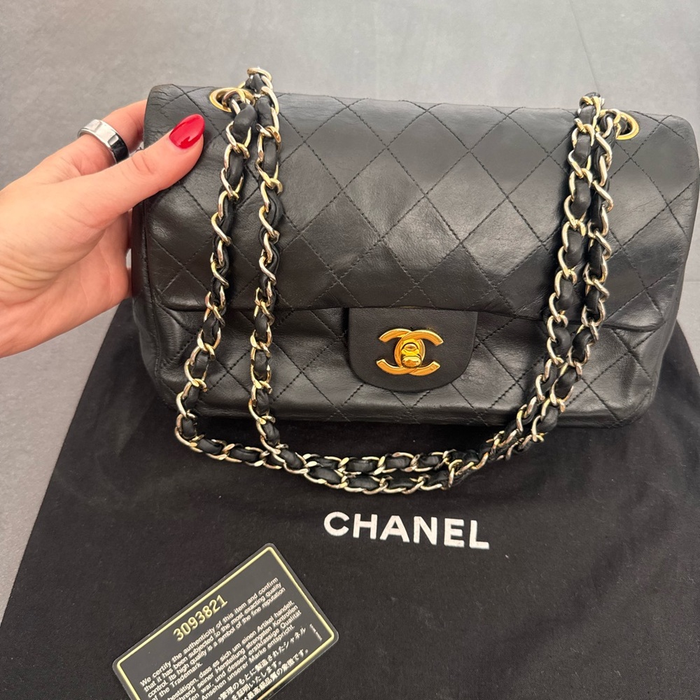 Chanel Black Quilted Shoulder Bag with Gold Chain Vintage Medium Size